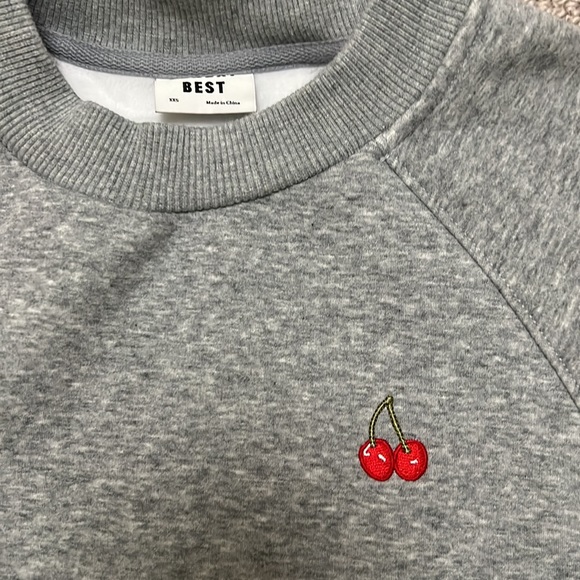 Crop Sundays best sweater size xxs - Picture 2 of 3